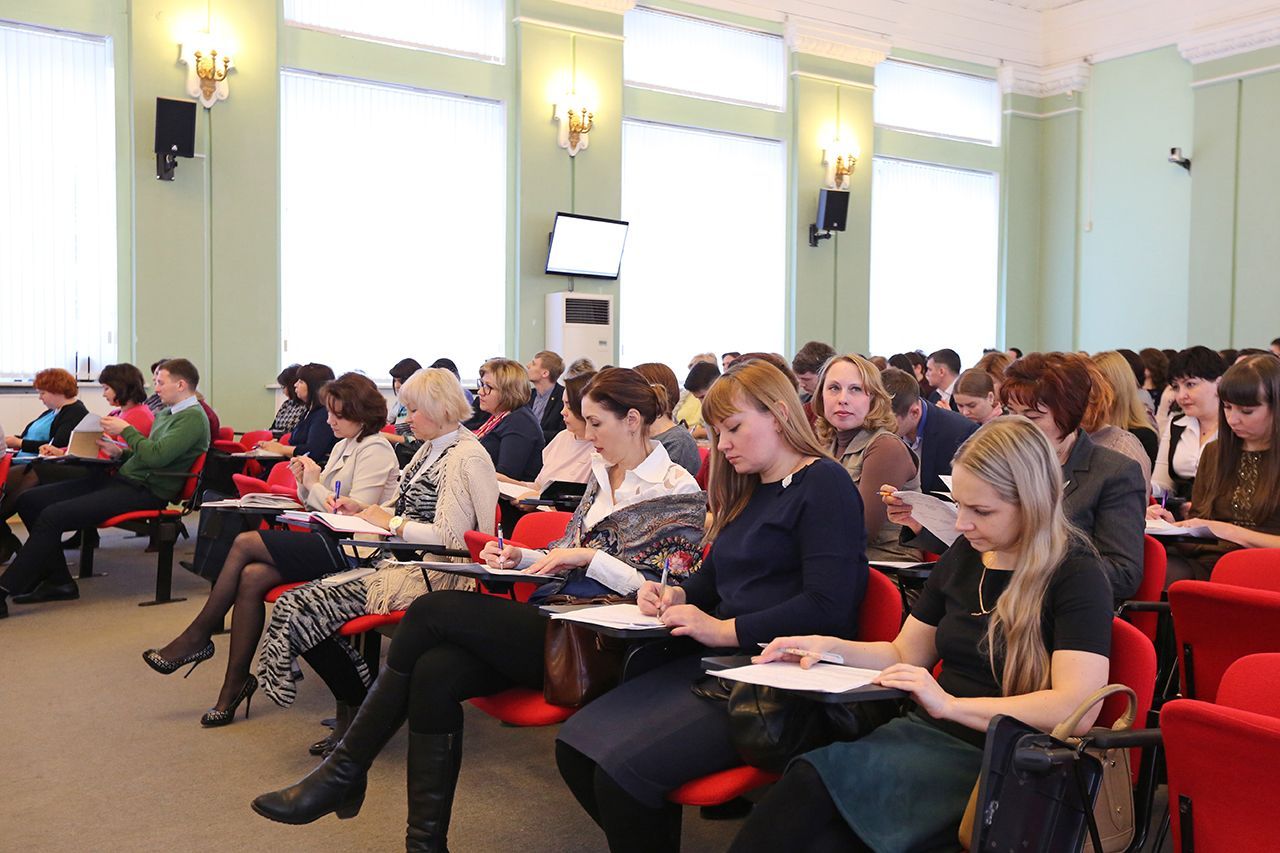 Управление кадрового обеспечения и муниципальной службы  провело обучающий семинар для муниципальных служащих 