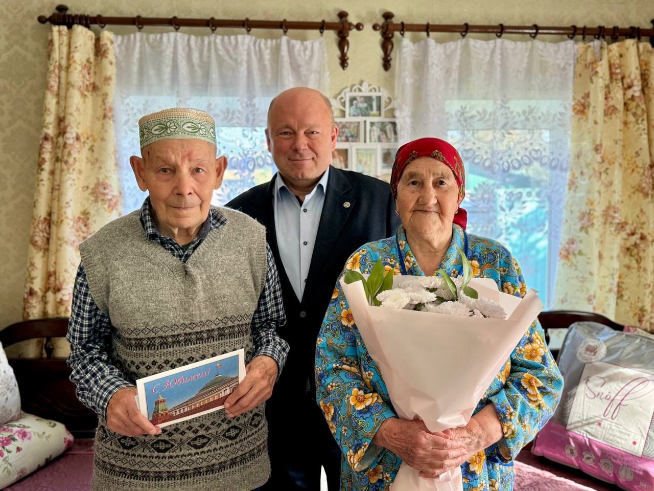Долгожитель Ленинского района отметил 95-летний юбилей