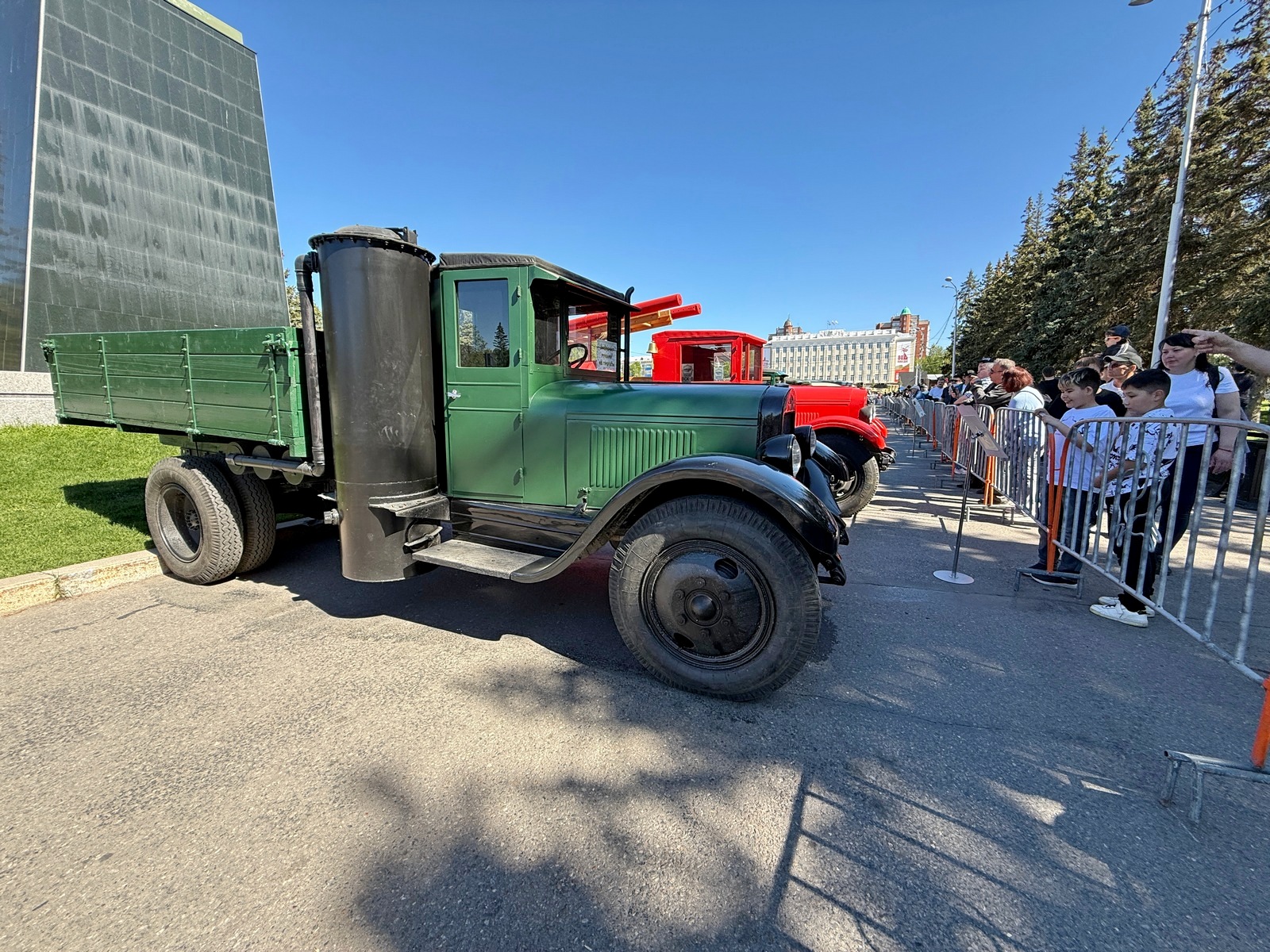 Знакомство с историей