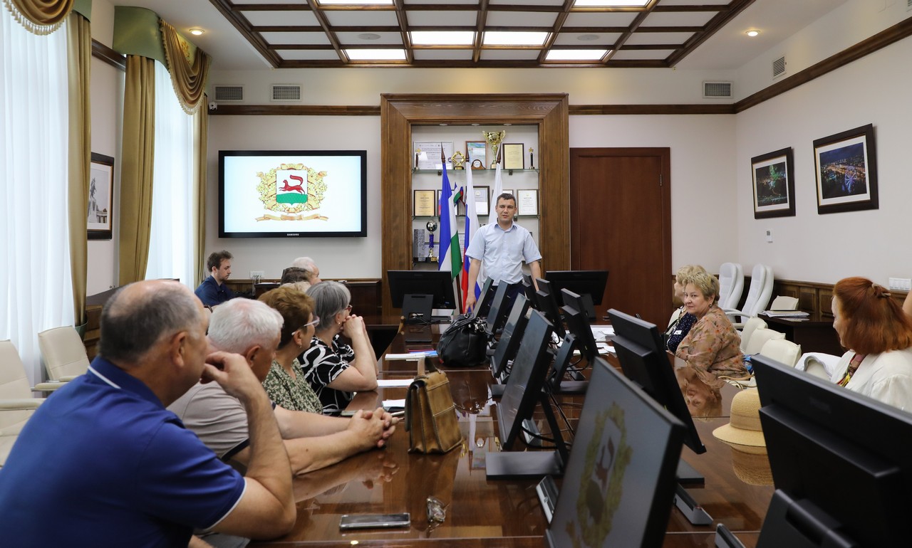 В муниципалитете состоялось заседание Совета ветеранов
