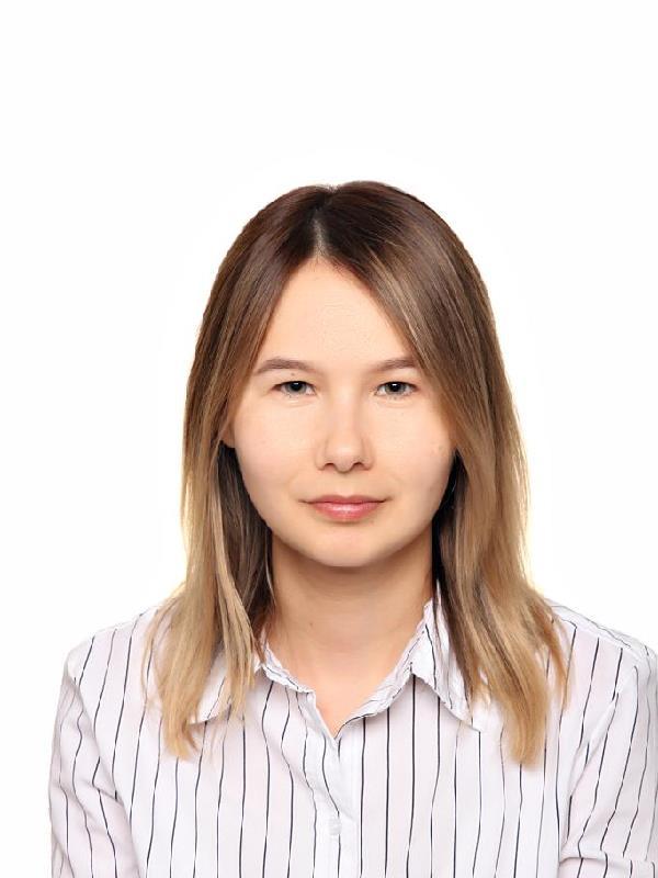 Губеева Яна Леонидовна