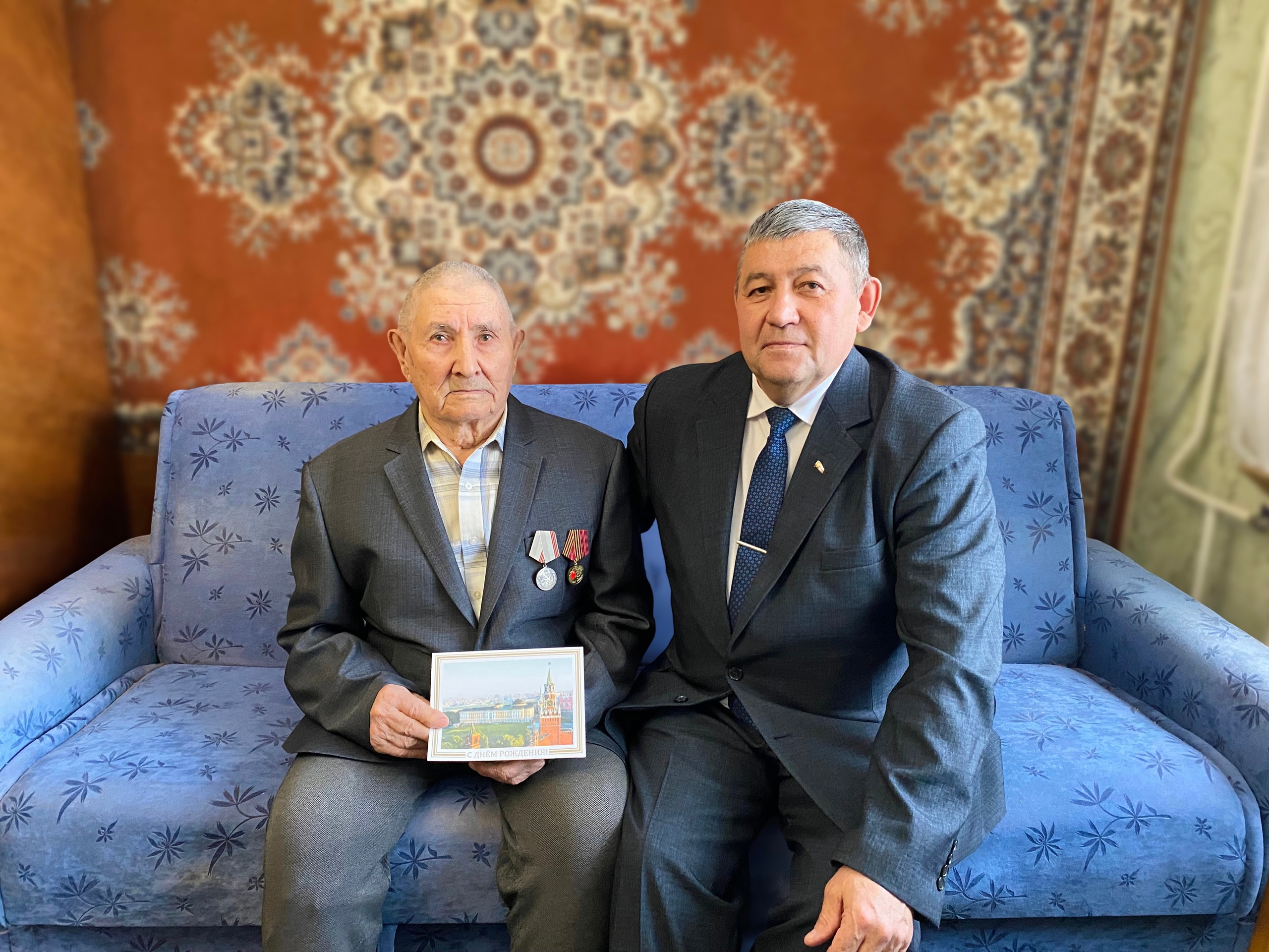 В Уфе чествуют юбиляров