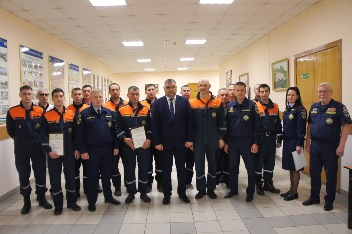 За профессионализм и доблесть
