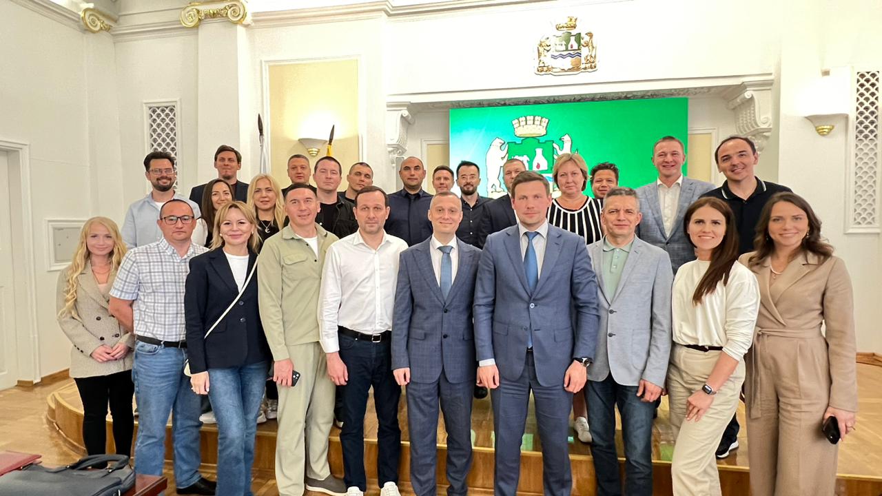 Укрепляя сотрудничество 
