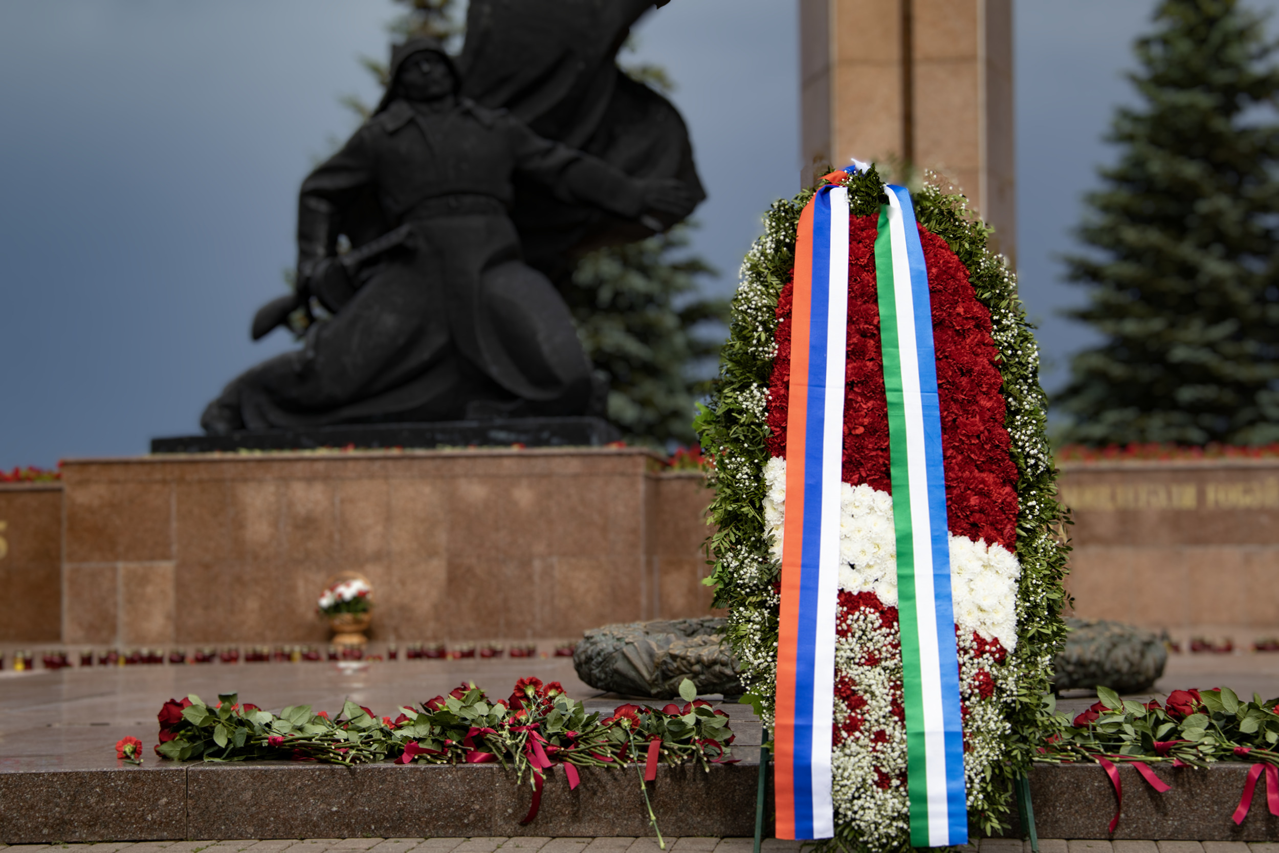 В сердцах навеки