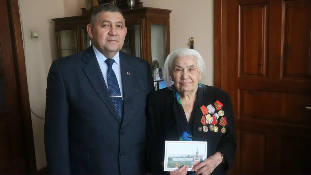 Уфимка отметила 95-летний юбилей