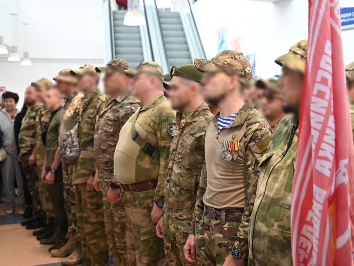 Бойцов из Башкортостана проводили в зону СВО после отпуска